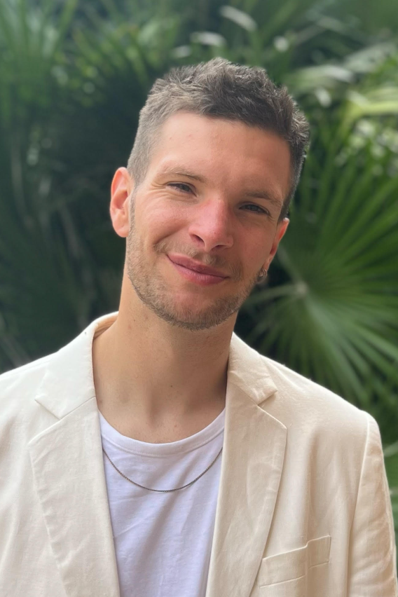 Leonⁿ MonoSerieⁿ 